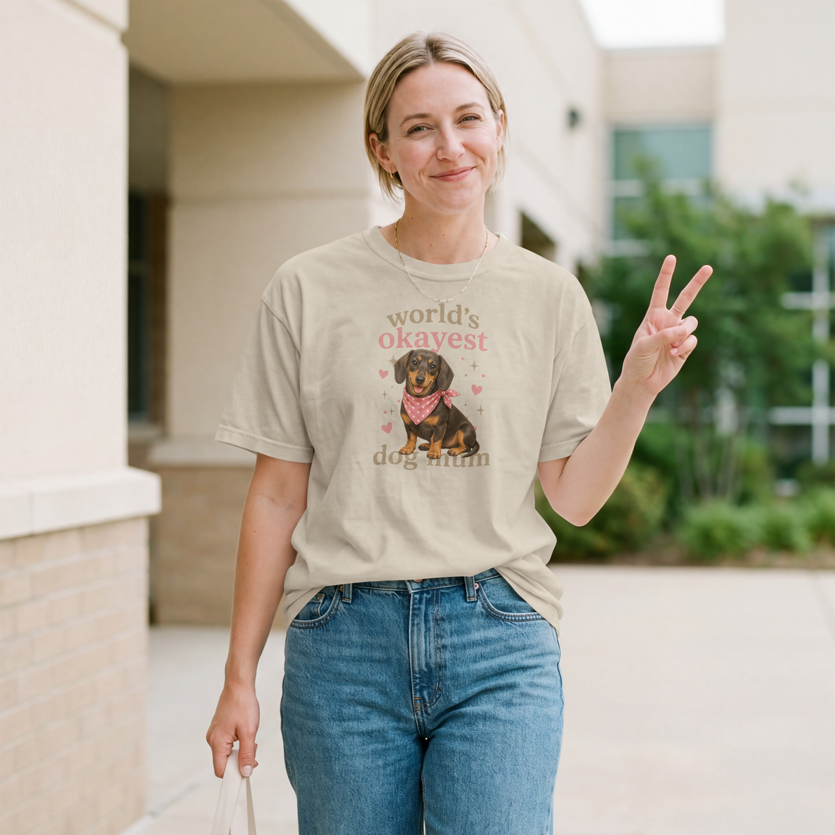 World’s Okayest Dog Mum - Dachshund - Unisex T-Shirt