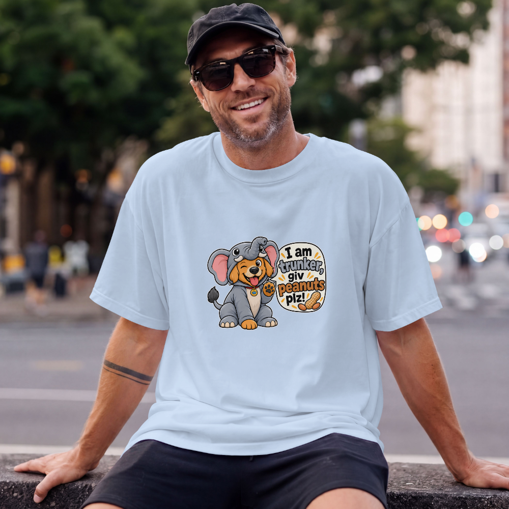 I Am Trunker, Giv Peanuts Plz! - Unisex T-Shirt