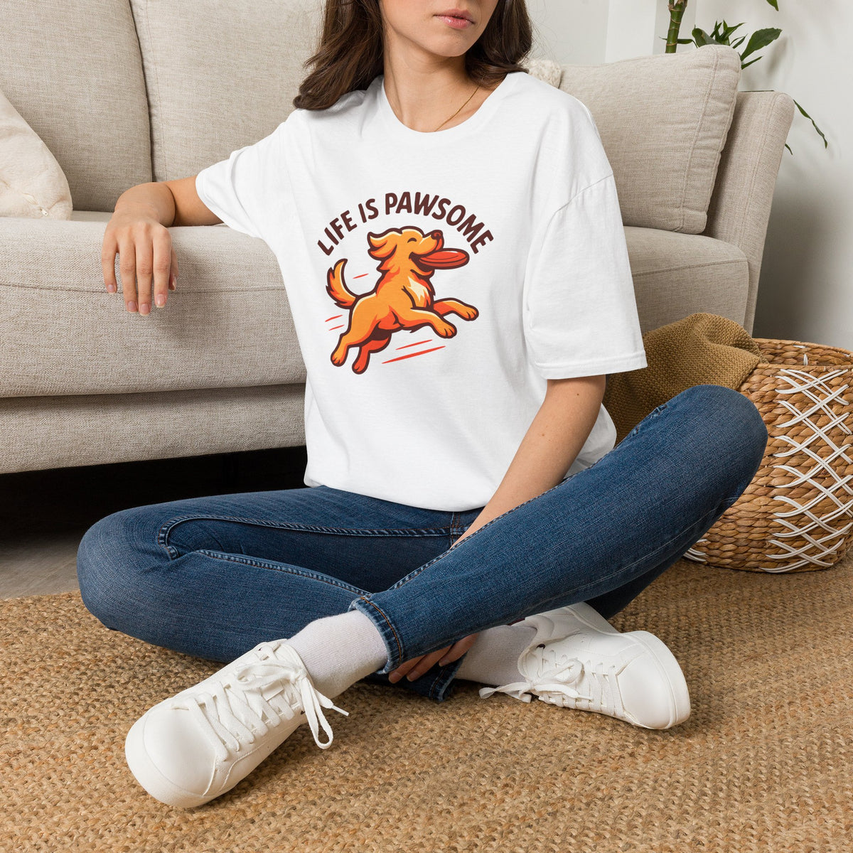 Life Is Pawsome - Frisbee Dog –  Supersoft Unisex T-Shirt