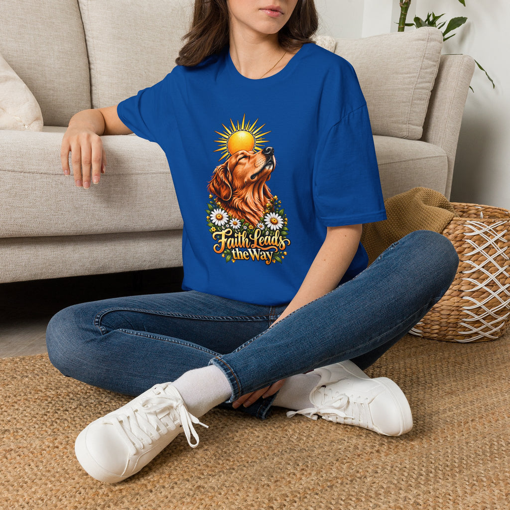 Faith Leads the Way - Golden Retriever - Supersoft Unisex T-shirt